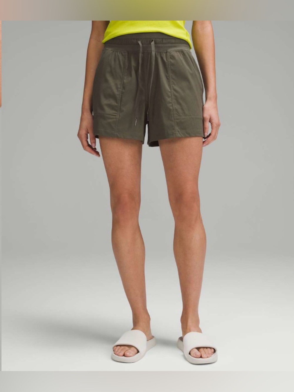 EUC Lululemon Dance Studio High-Rise Short 3.5" Army Green